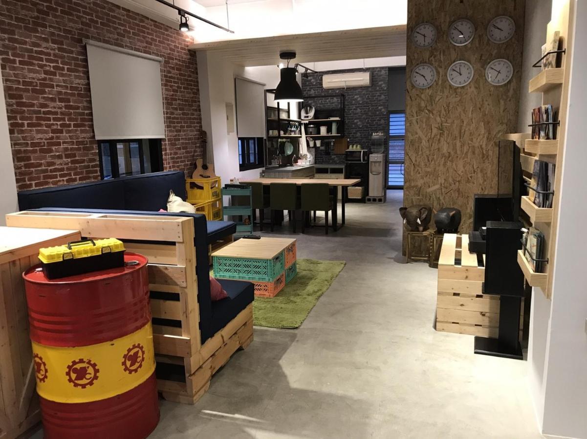 您好生活公寓 - Ninhao Hostel Хуалиен Сити Екстериор снимка
