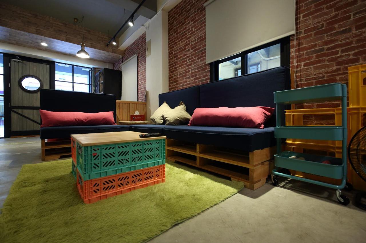 您好生活公寓 - Ninhao Hostel Хуалиен Сити Екстериор снимка